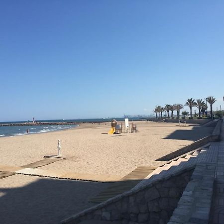 Apartment Near The Beach With Magnificent Views Port Saplaya Exterior photo